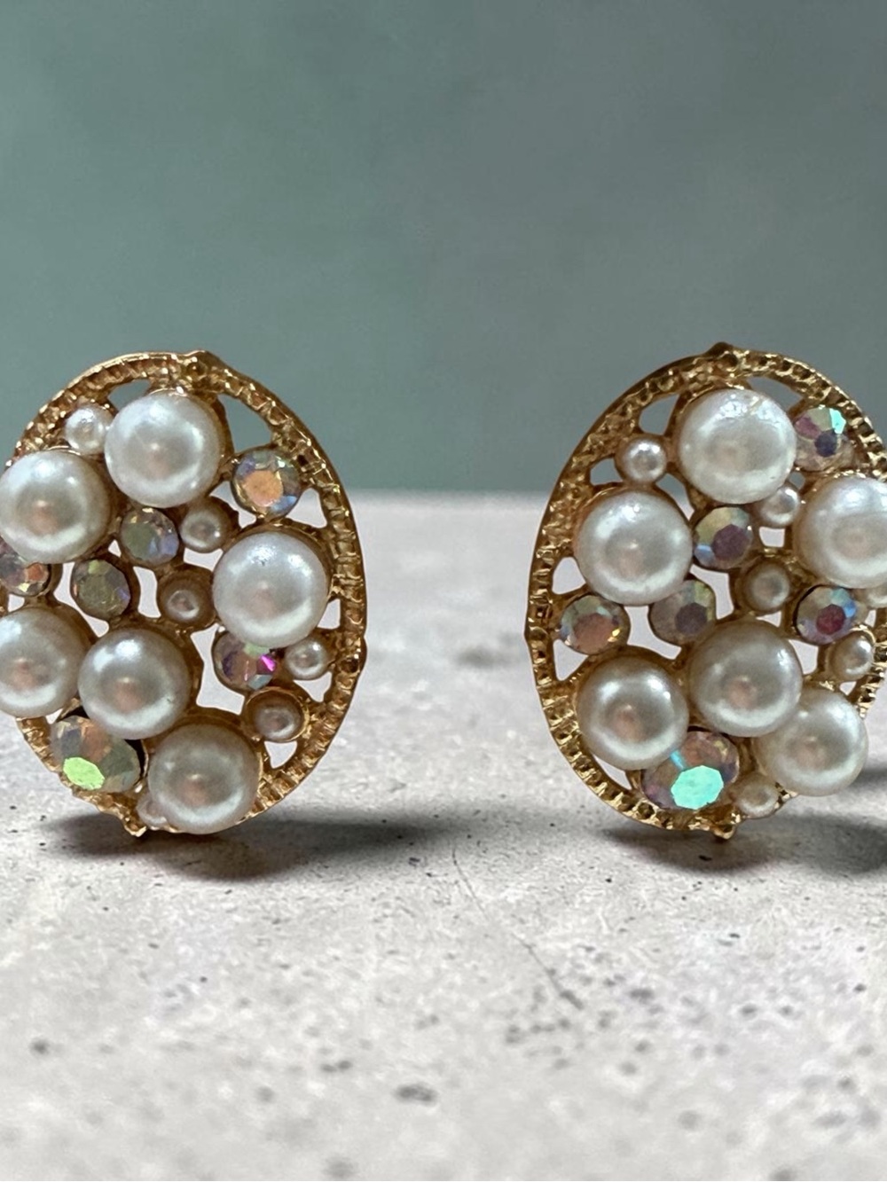Gold Faux Pearl Cluster Stud Earrings - White Pearls
